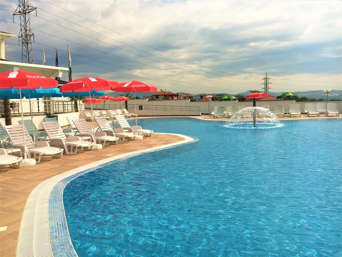 Hotel Aqua Kurdzhali Exterior photo